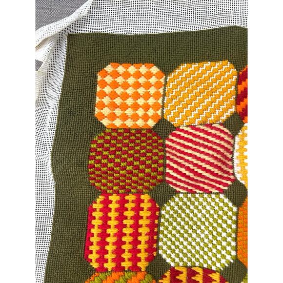 Vintage Embroidered Needlepoint Panel Cottagecore Retro Folk Textile ArtXL - Picture 6 of 6